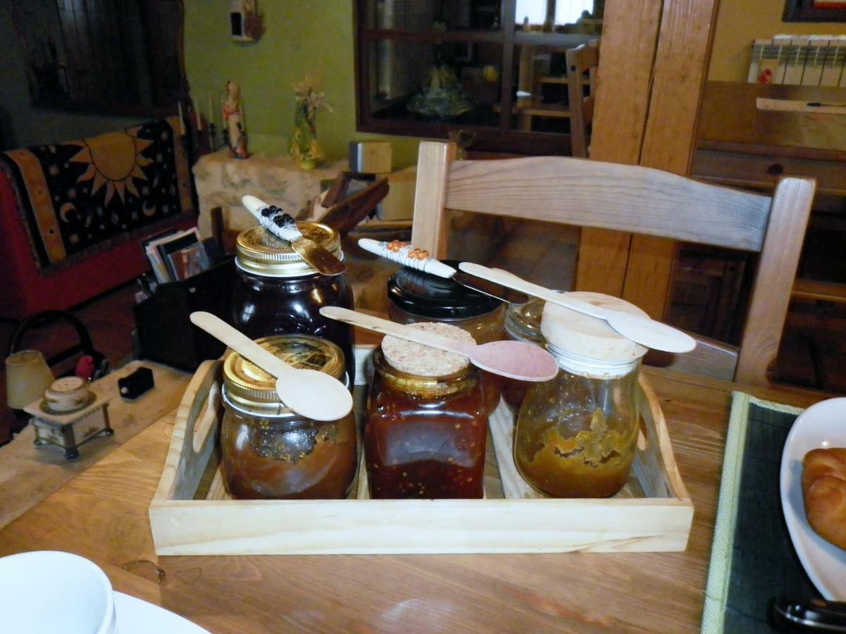 Casa Rural Calle Real Bed & Breakfast Torremocha de Ayllon ภายนอก รูปภาพ