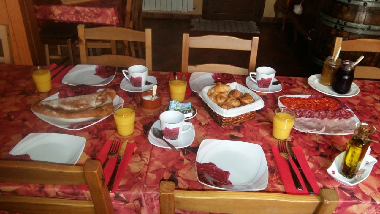 Casa Rural Calle Real Bed & Breakfast Torremocha de Ayllon ภายนอก รูปภาพ
