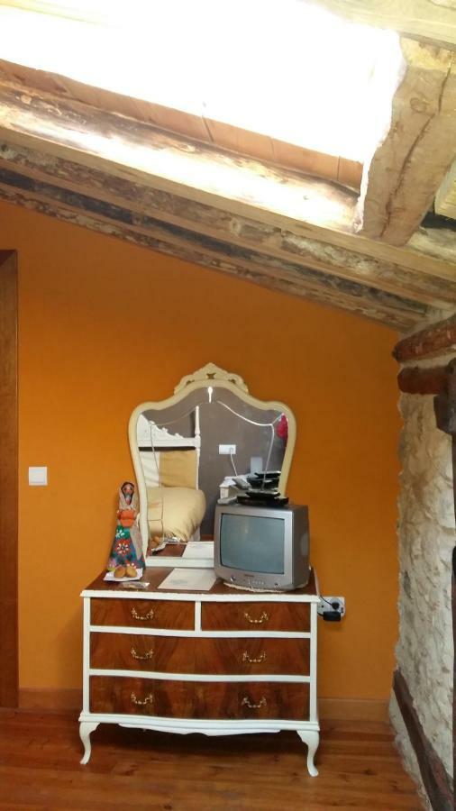 Casa Rural Calle Real Bed & Breakfast Torremocha de Ayllon ภายนอก รูปภาพ