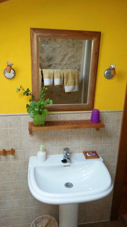 Casa Rural Calle Real Bed & Breakfast Torremocha de Ayllon ภายนอก รูปภาพ